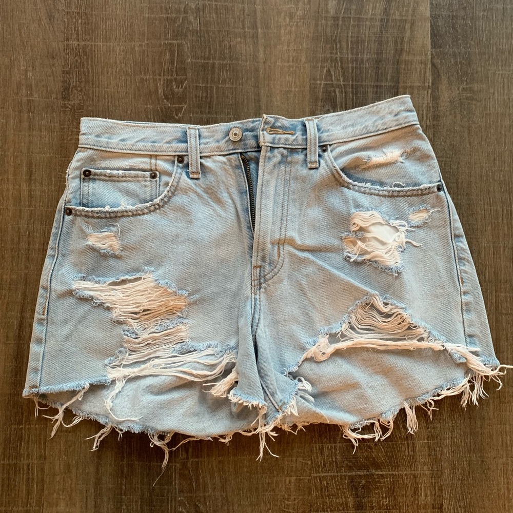 Abercrombie & Fitch Curve Love Mid Rise Distressed Denim Boyfriend Shorts
